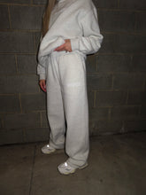 Load image into Gallery viewer, Cloud9 Trackpant
